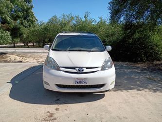 Toyota sienna xle