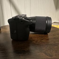 Sony FX30 Digital Cinema Camera Kit 18-50mm Sigma lens