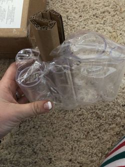 Make up brush organizer from AmazonBasics