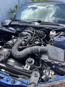 Mustang V6 2006 engine fits 05-09