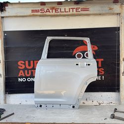 2021 Grand Cherokee door rear driver OEM 2026