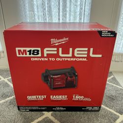Milwaukee M18 FUEL 18-Volt Brushless Cordless 2 Gallon Electric Compact Quiet Compressor 