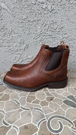 COWBOY BOOTS ARIAT SOFT TOE SIZE 10.5 WIDE MENS