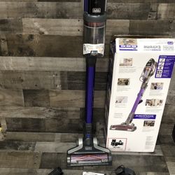 BLACK+DECKER Powerseries Extreme Cordless Stick Vacuum Cleaner for Pets, Purple (BSV2020P)