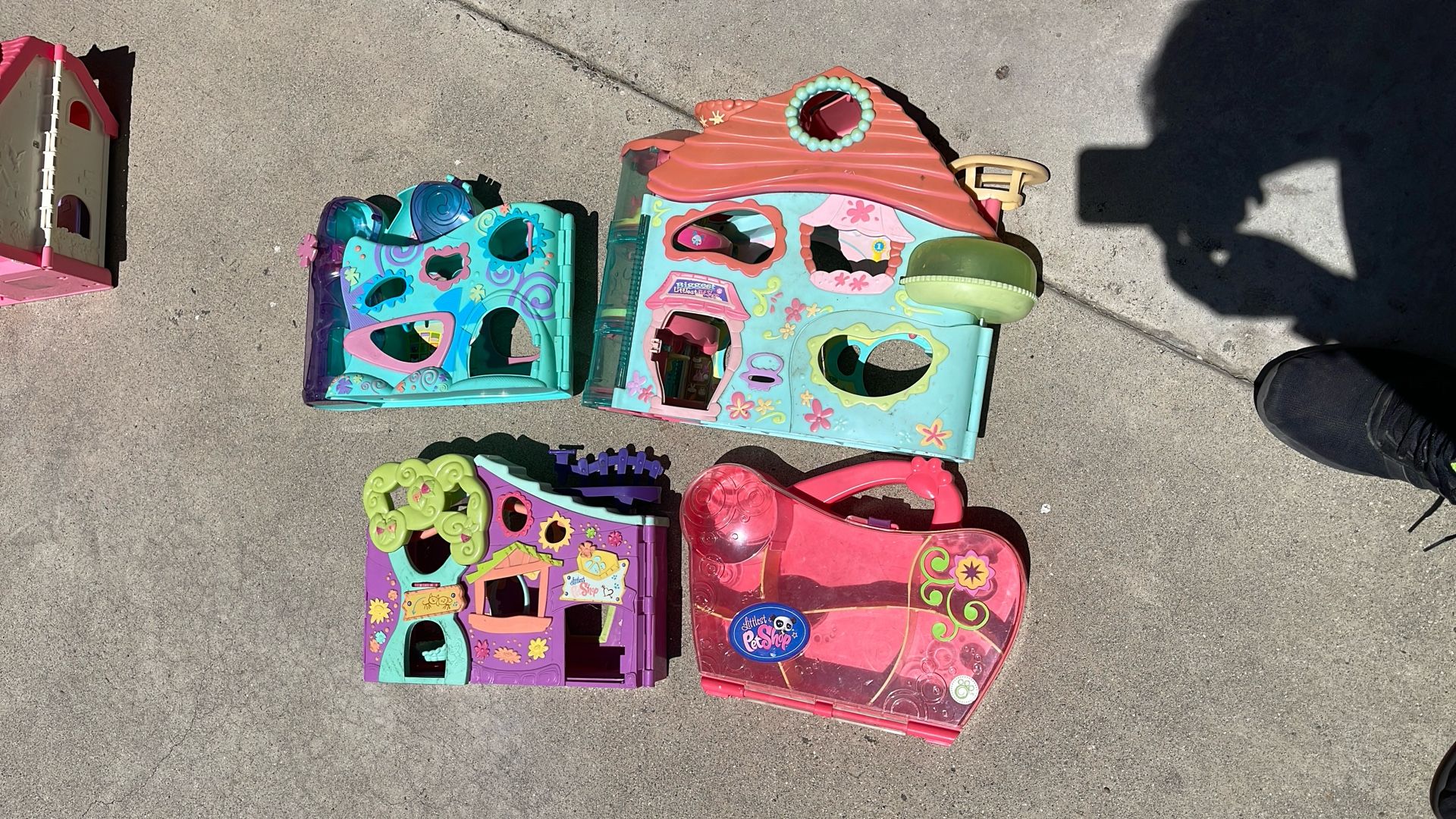 Littlest Pet Shop House Lot