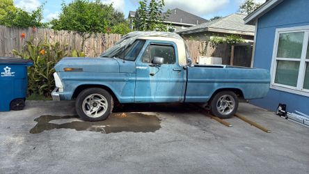 Ford 100  year 1968