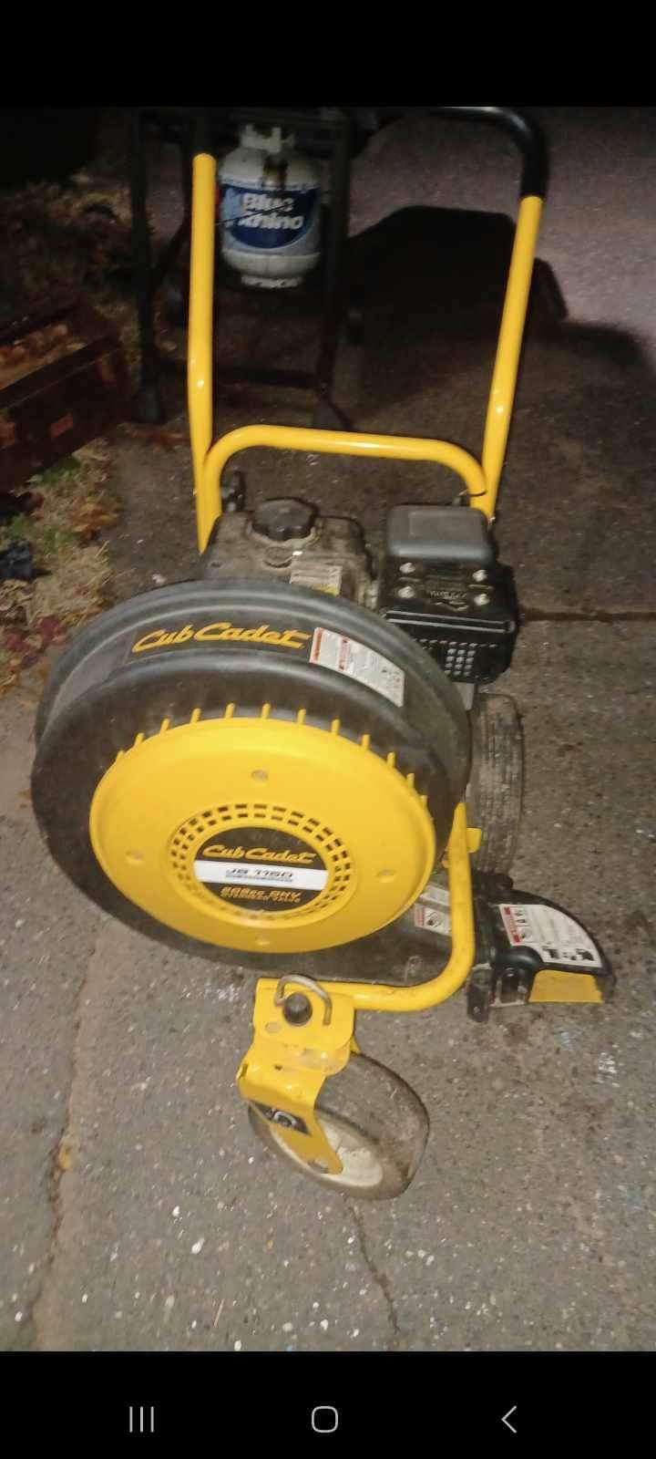 Cub Cadet Push Leaf Blower