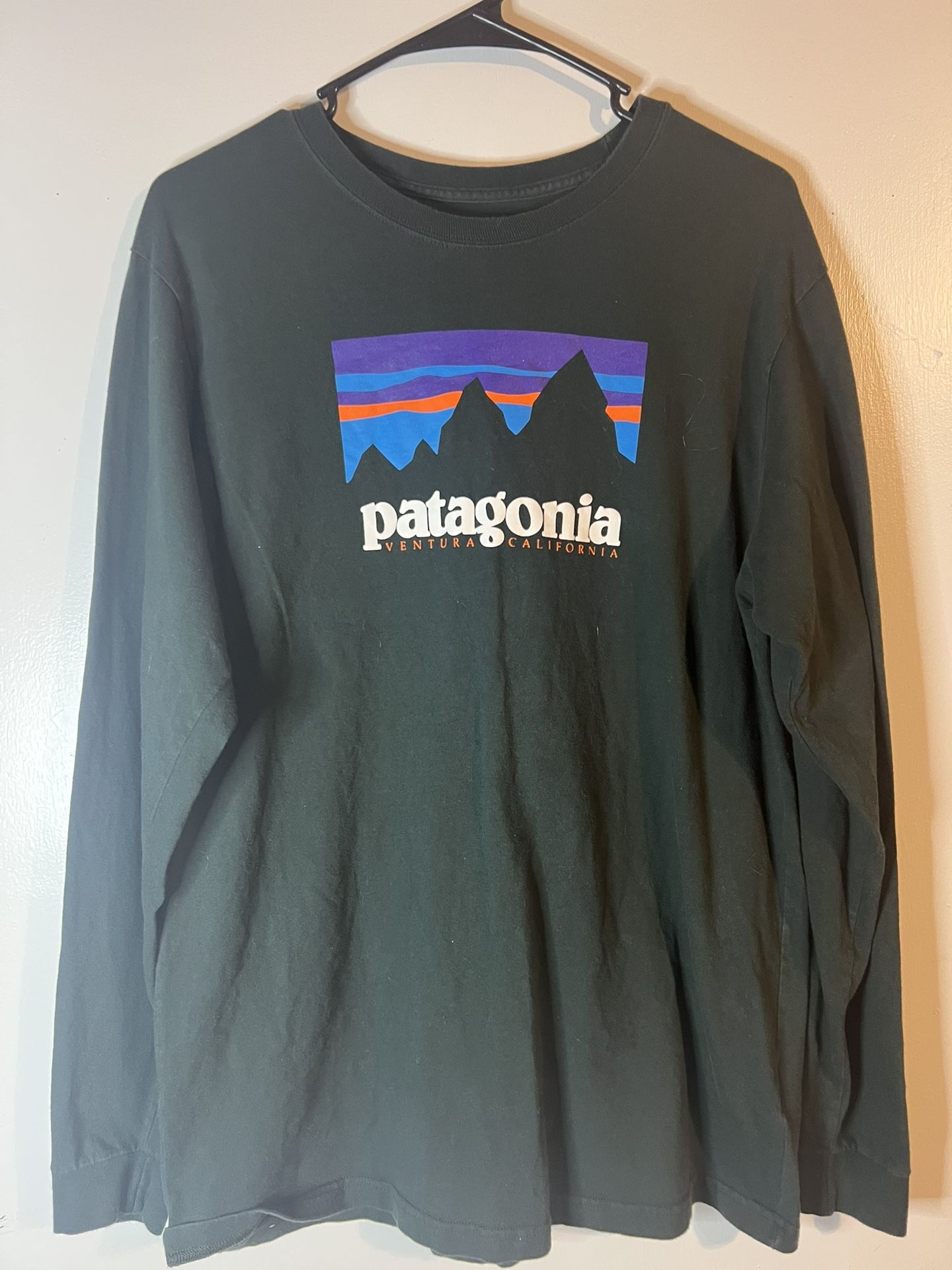 Patagonia Longsleeve Size Medium Tshirt