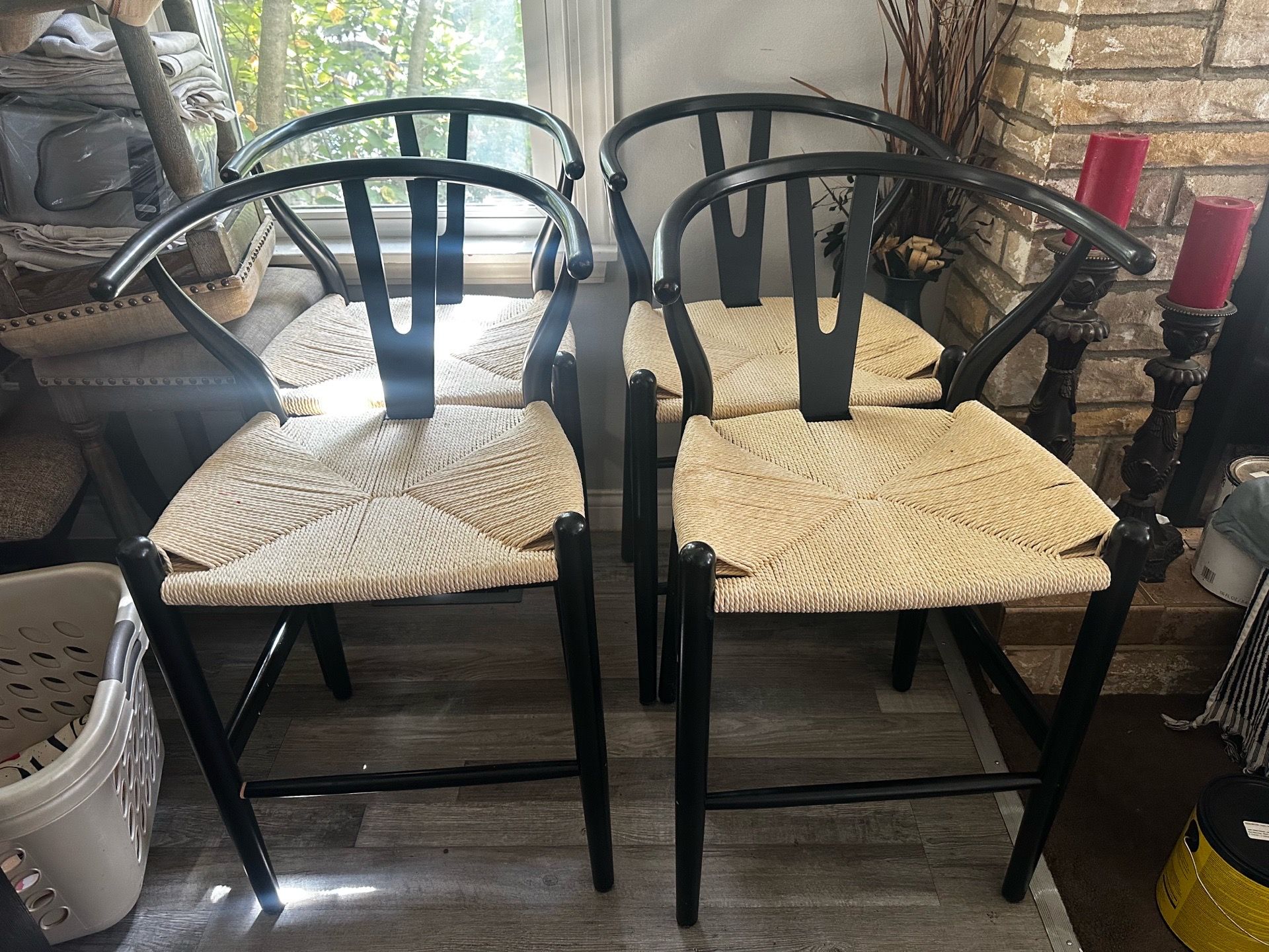 4 brand new chairs
