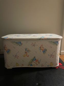 Vintage MCM 1950s Pep’mint Kids Children’s Nursery Quilted Toy Chest Storage Bench