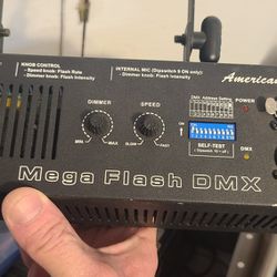 American Dj DMX Mega Flash 800w 