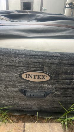Intex Hot tub