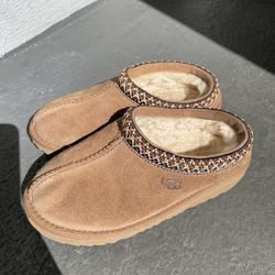 UGG Slippers 