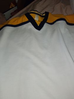 Vintage 90s yellow and white pullover jersey
