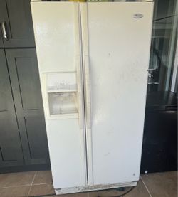 Whirlpool Refrigerator (FREE)