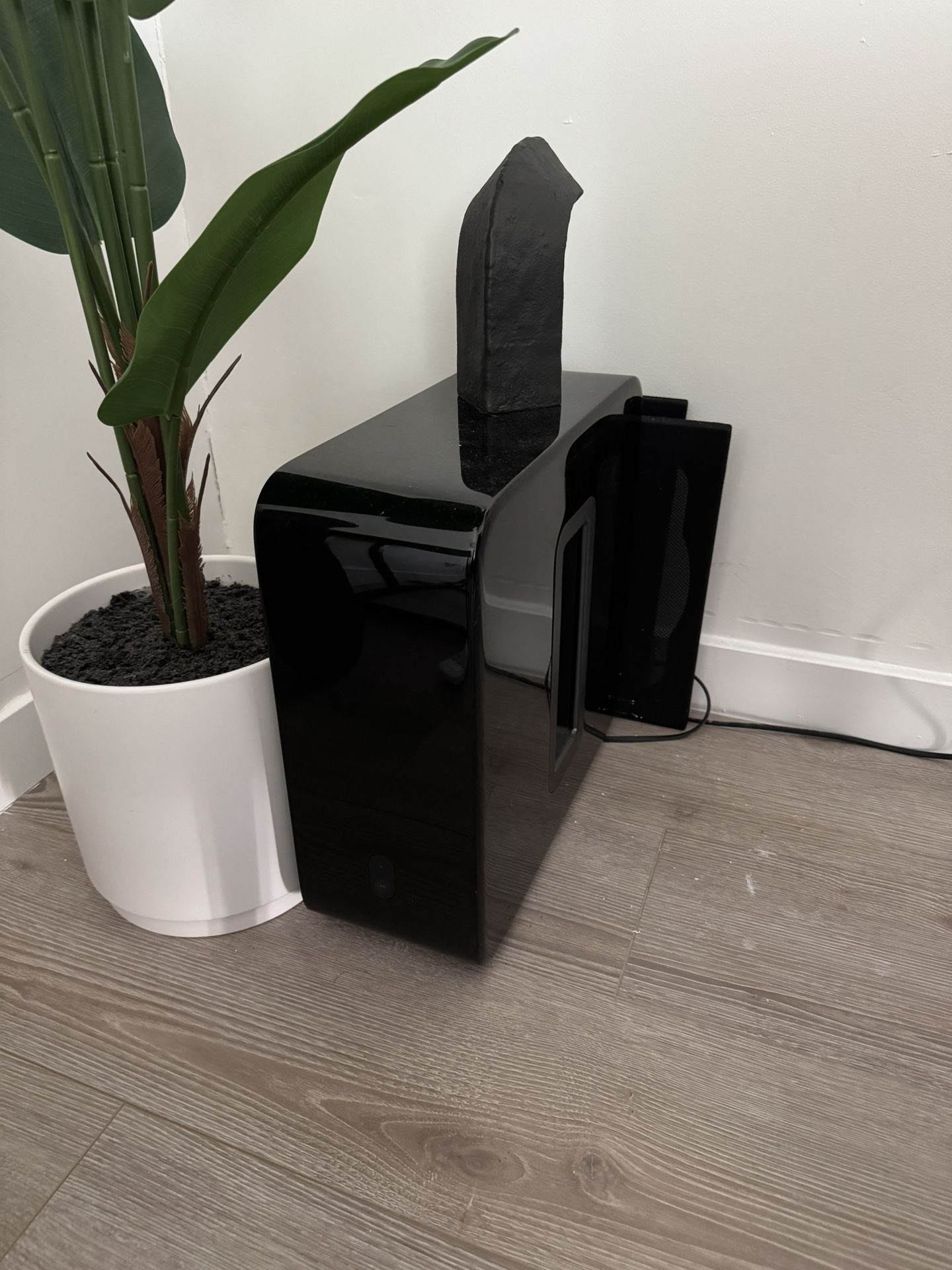 Sonos Arc + Sub (Gen 3) – $900 – Moving Sale 