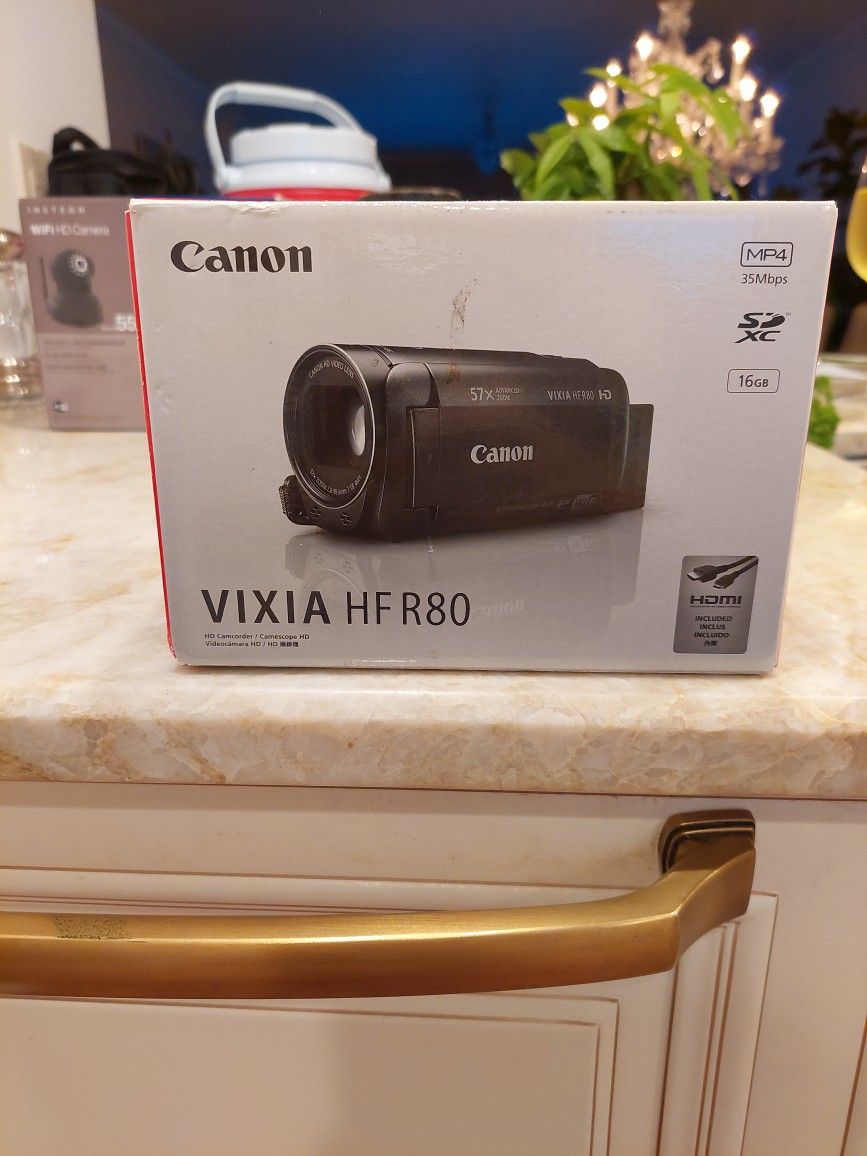 Canon VIXIA HF R80 VIDEO CAMERA