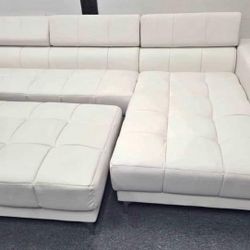 New White Sectional Couch with Ottoman/ Free Delivery 