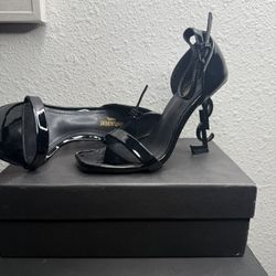 saint Laurent Paris black