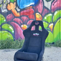 Prisma Ultra Bucket Seats