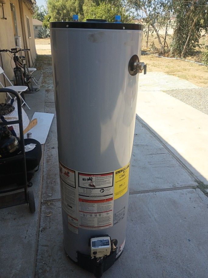 Water Heater 40 Gallons