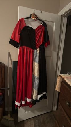 Queen of heart dress