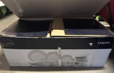 Mikasa Dinnerware New