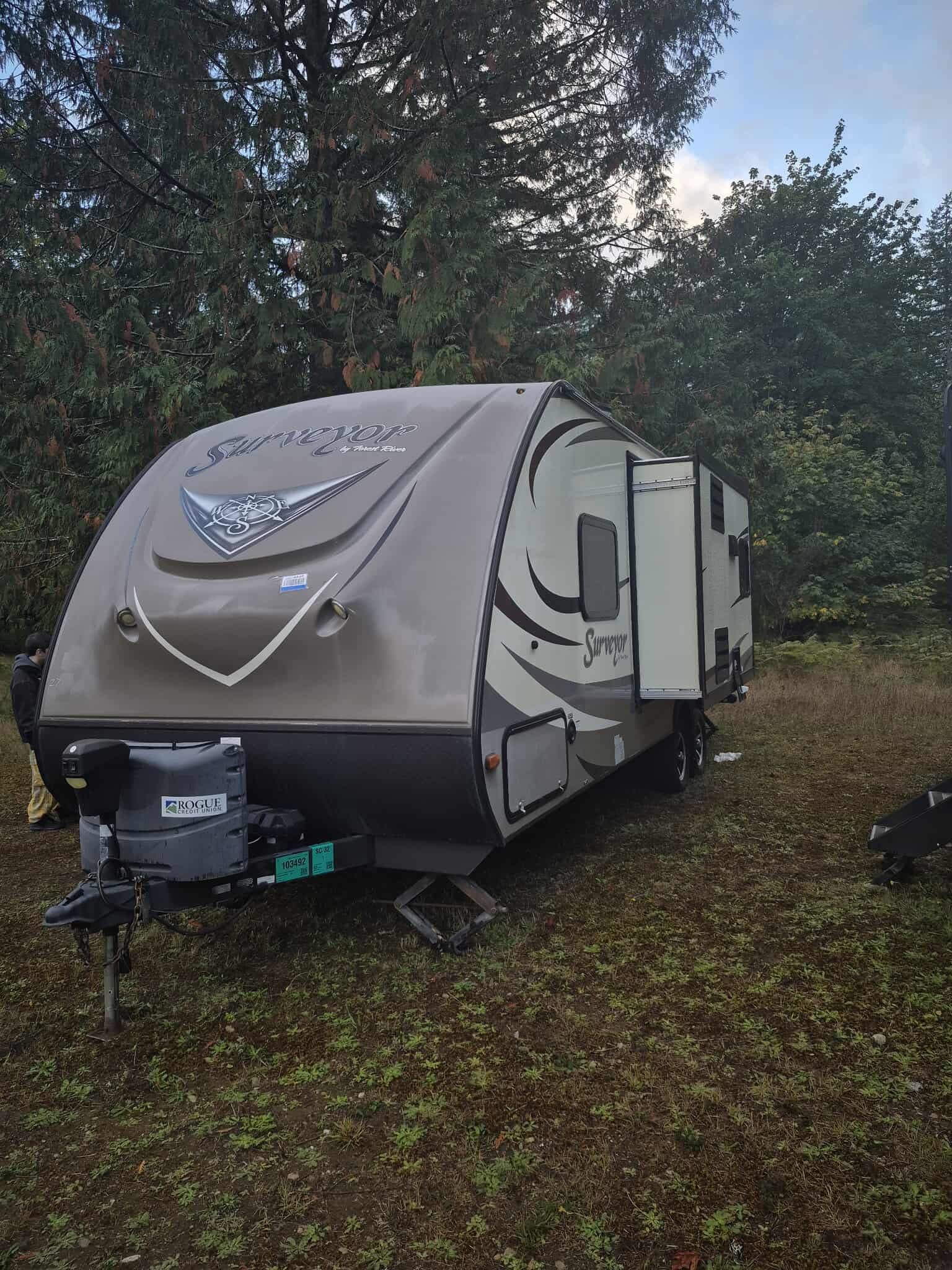 2016 ForestRiver Surveyor 