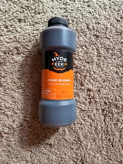 Hyde & EEK Boutique Fake Blood 16 oz Halloween prop