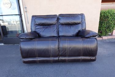 Dark Brown Leather Manual Reclining Duel Loveseat Sofa Couch