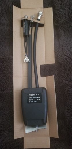 New- Model 312 VCR - TV Separator UV Splitter & Balum
