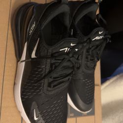 Nike Air Max 270 