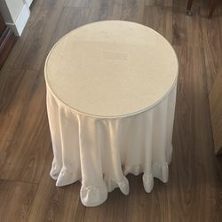 Round Side table