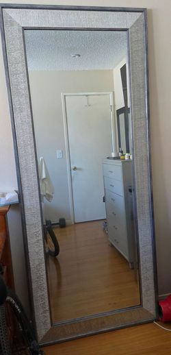 Miror