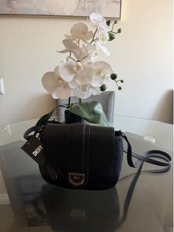 Bolsa Negra DKNY