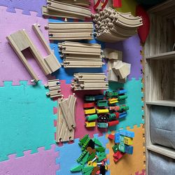 Quality Real Wooden Train Track Set