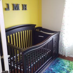 Solid Cherry Wood Baby Crib With Changing Table!!
