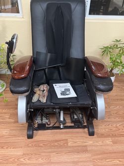 BM-EC06C Deluxe Massage Chair