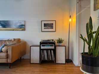 Rolansstar Record Player Stand / Vinyl Storage – Charging Station + LED Lights