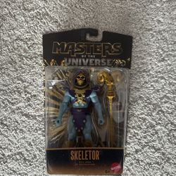 Masters of the Universe Skeletor Action Figure Toy, 5.5 Inch Posable with Cape, Alcala Face