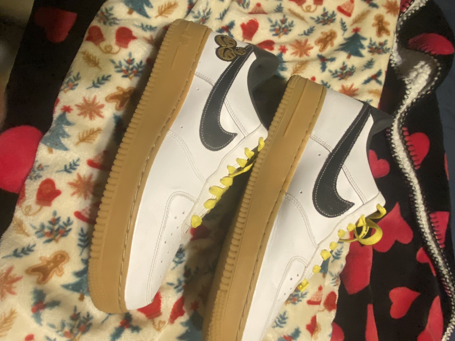 Go The Extra Smile Air Force 1, No Box Size 10.5
