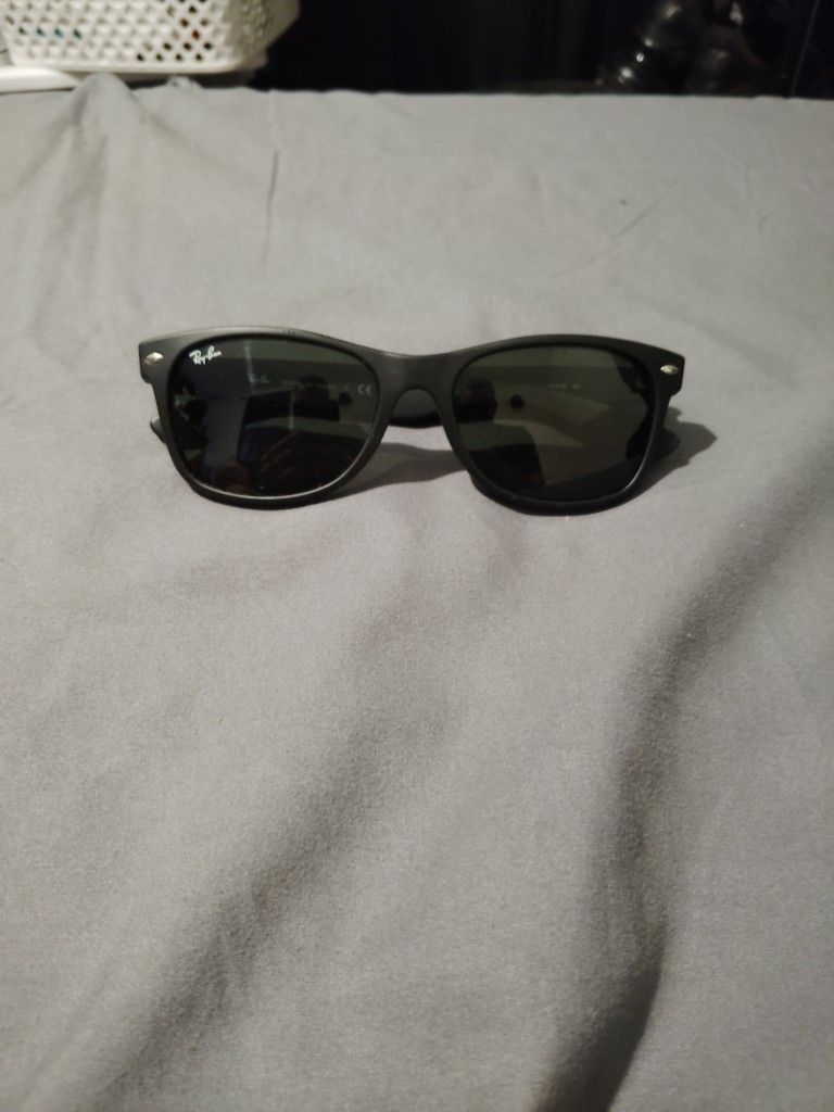 RayBan Sunglasses Good Condition