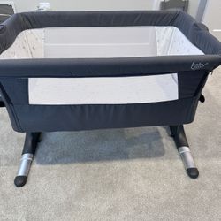 Baby Joy Bassinet 