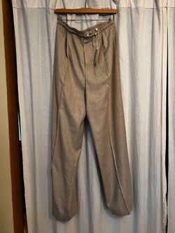 Beautiful Wool Pants By Vince, High fashion Quality.