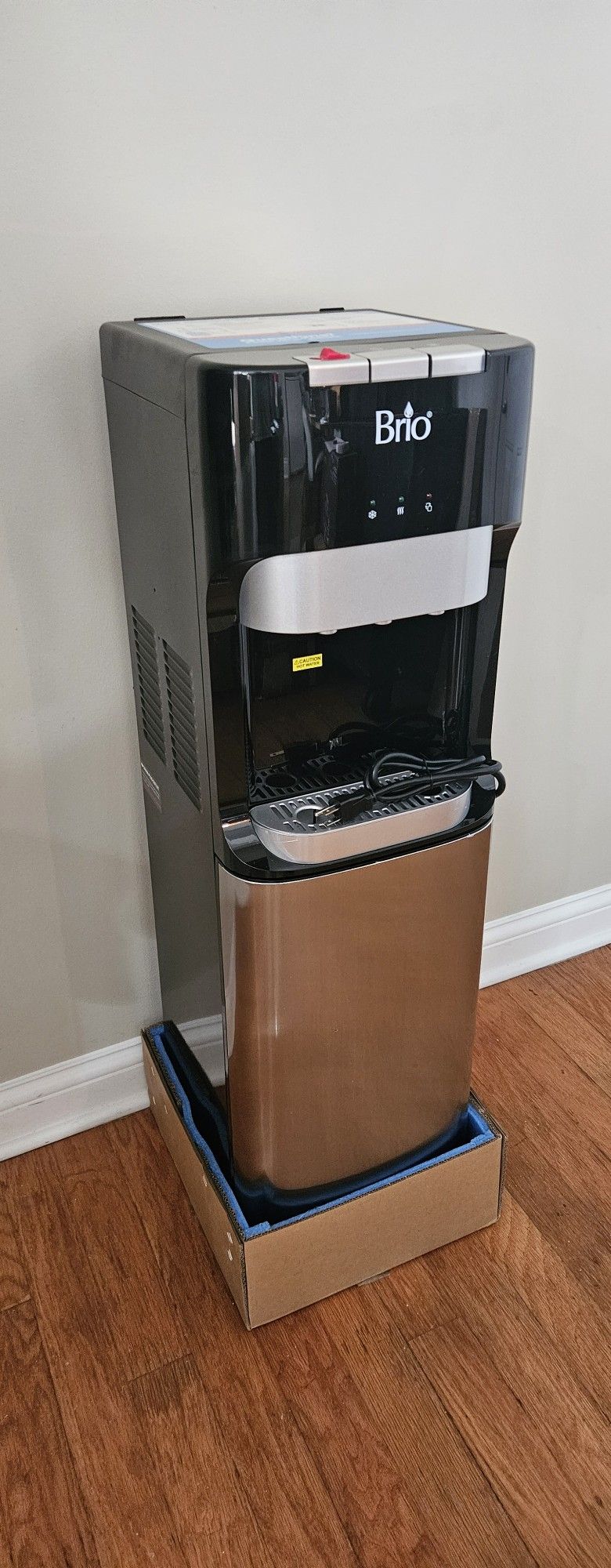 New Brio Water Cooler Despinser (bottom loaded)