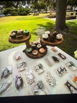 🧁Rustic wood display stands for cupcakes or anything you like🧁