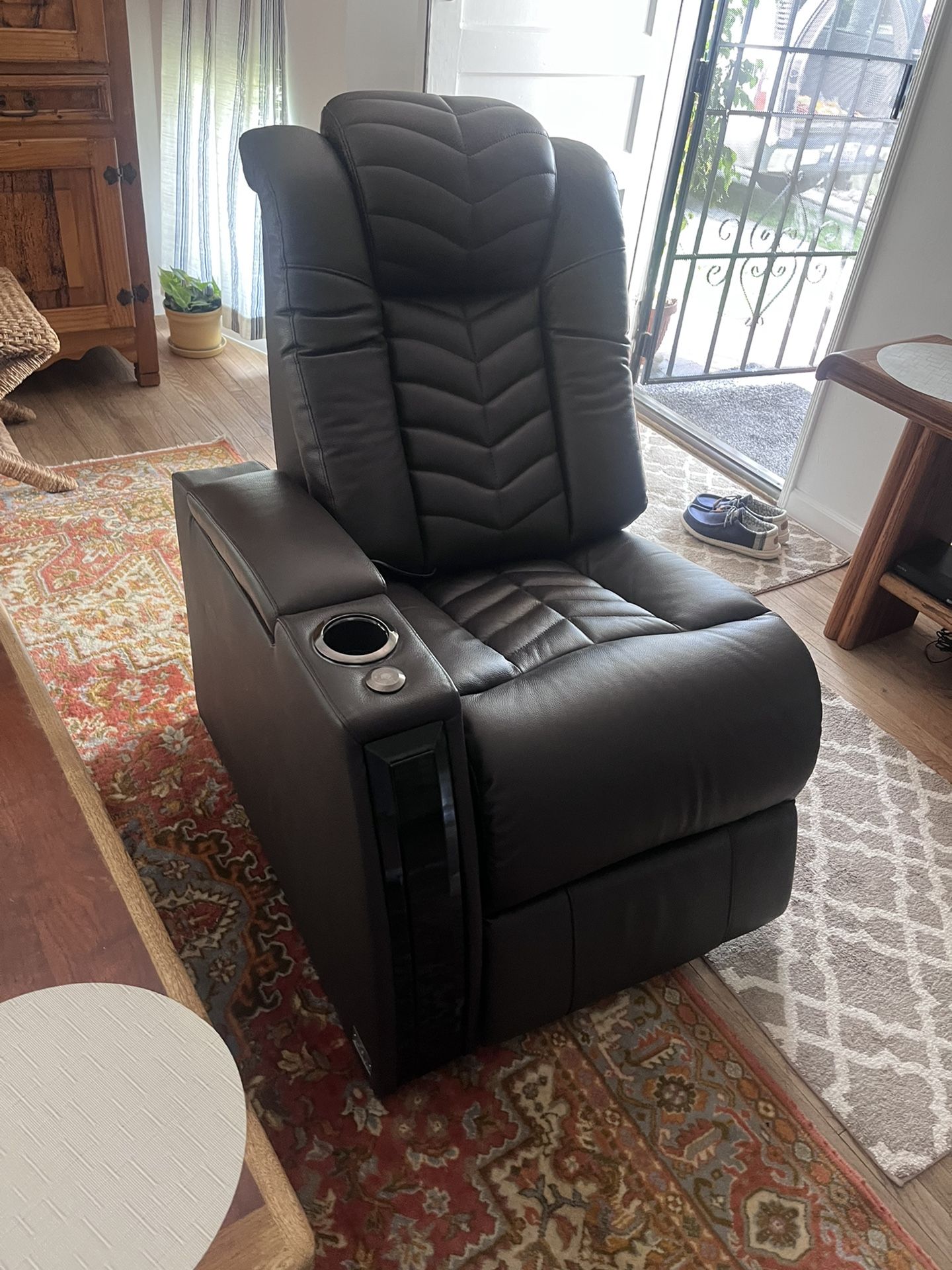 Automatic Recliner Home Theater Chair for Sale in Los Angeles, CA OfferUp