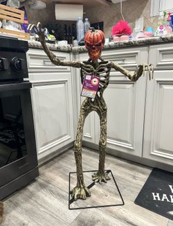 Halloween 3FT Pumpkin inferno Skeleton decoration - Mini - Read Description