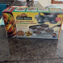 Big City Slider Station 