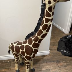 Vintage Antique Giraffe ( Aluminum) 